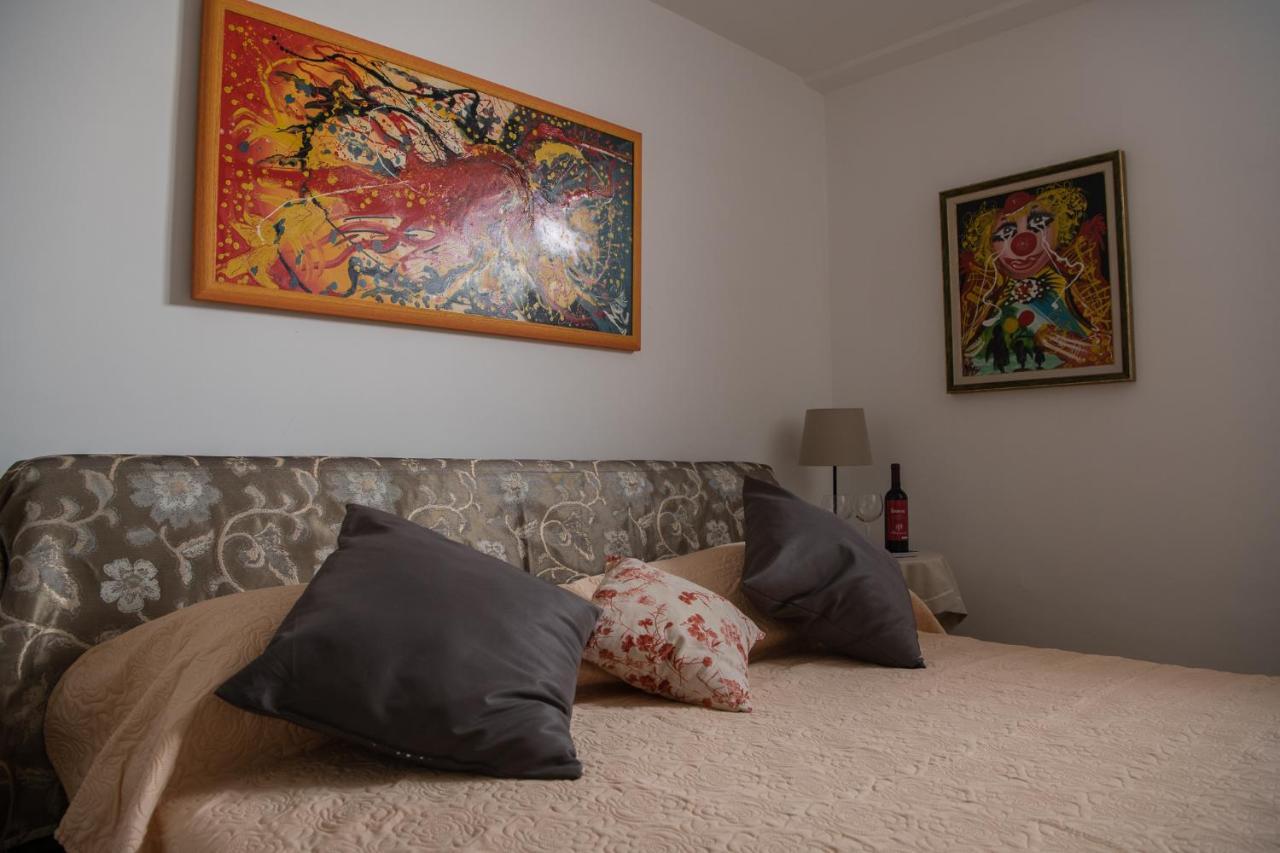 Villa Iscla Maison D'Hotes Ίσκια Εξωτερικό φωτογραφία